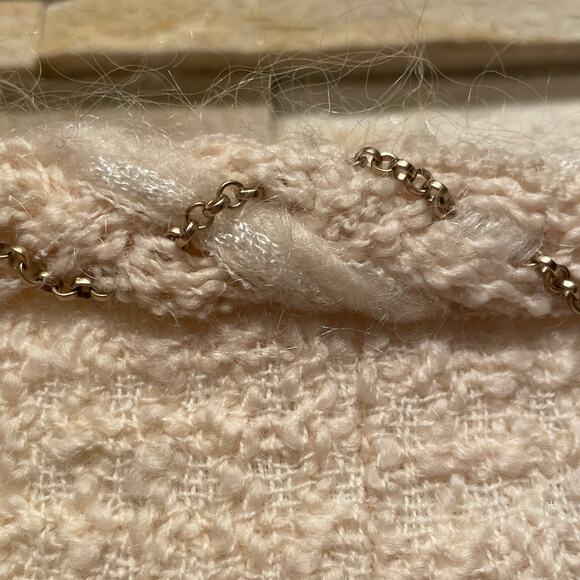 CHANEL 07A Skirt FR 40 | Cream Wool Tweed, Gold Chain Waist, Silk Lined, NWT - Picture 10 of 16